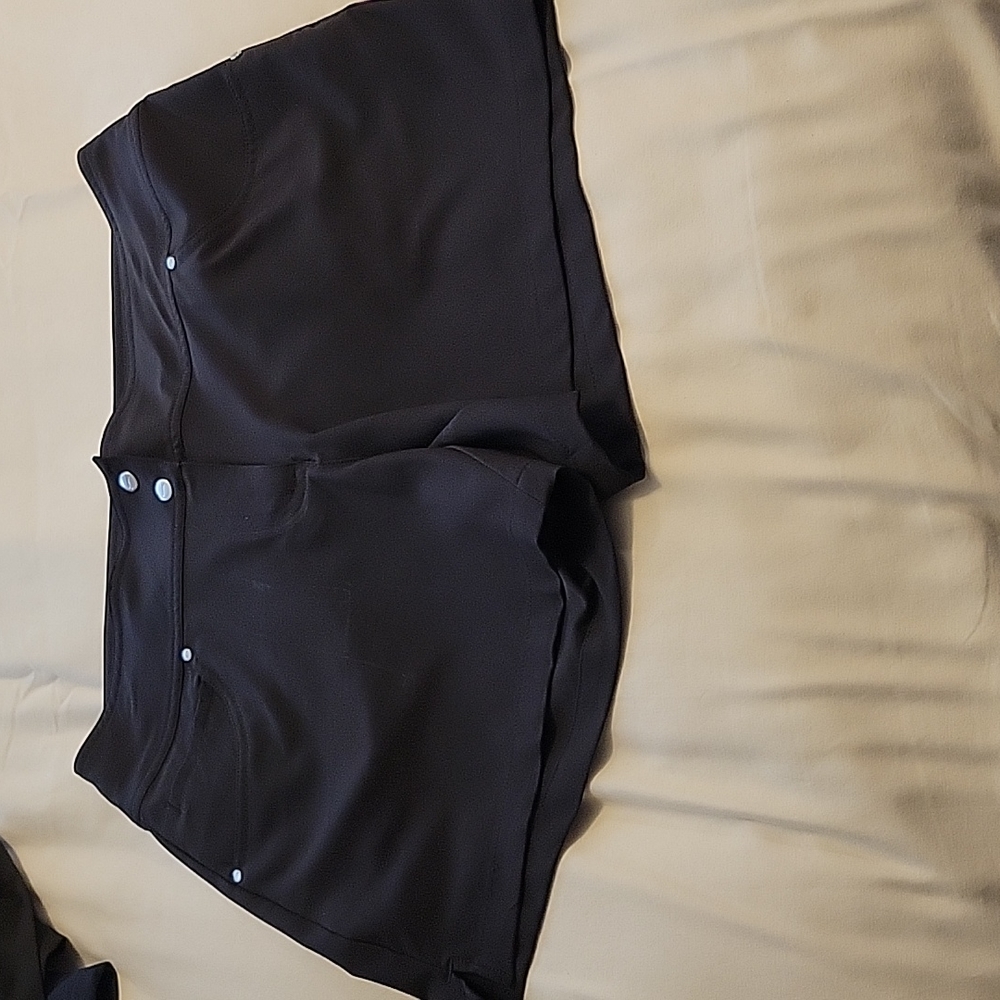 Slazenger ladies golf shorts,  black size 6